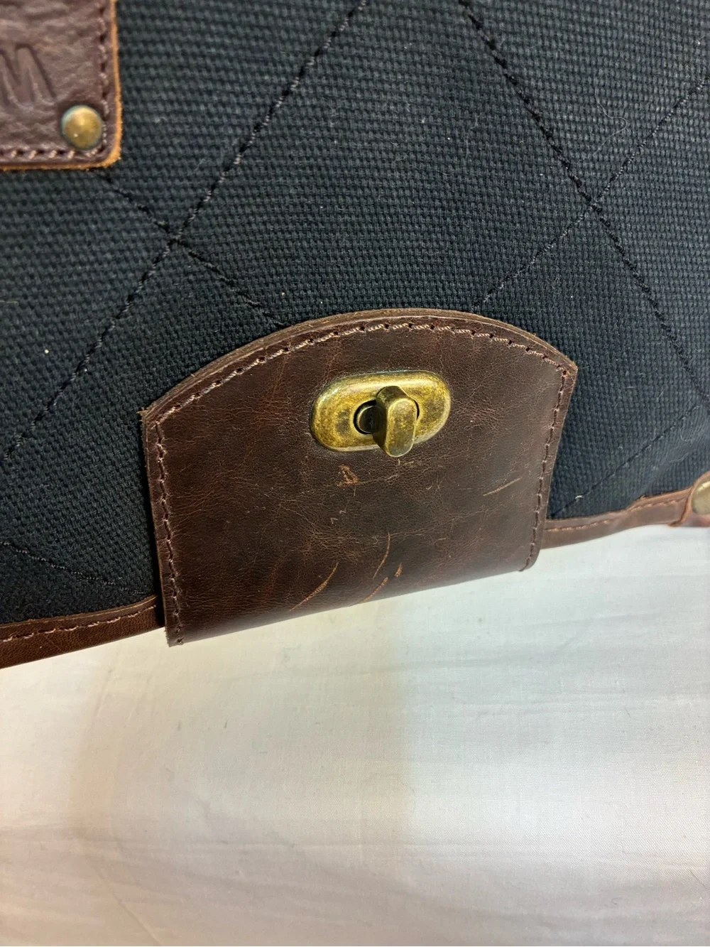 Will Leather Flannel Lined Envelope Style Pouch